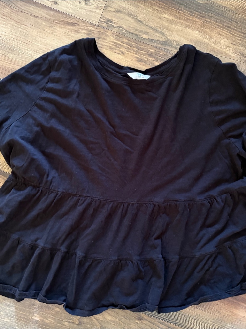 Time and Tru Black Short Sleeve Ruffle Hem Tee
